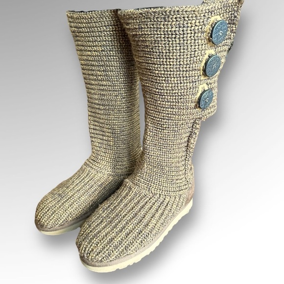 UGG Shoes - UGG Australia Classic Cardy Knit Boots Womens Size 5  EU 36  3 Buttons